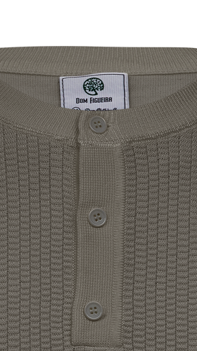CAMISETA  TRICOT TEXTURIZADA